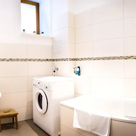 Wunderschoene In Sanierter Villa! Incl Wifi Dresden