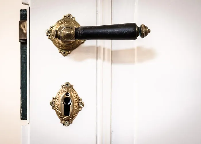 Апартаменты Wunderschoene In Sanierter Villa! Incl Wifi *