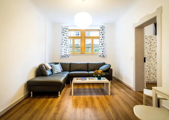 Wunderschoene In Sanierter Villa! Incl Wifi Dresden